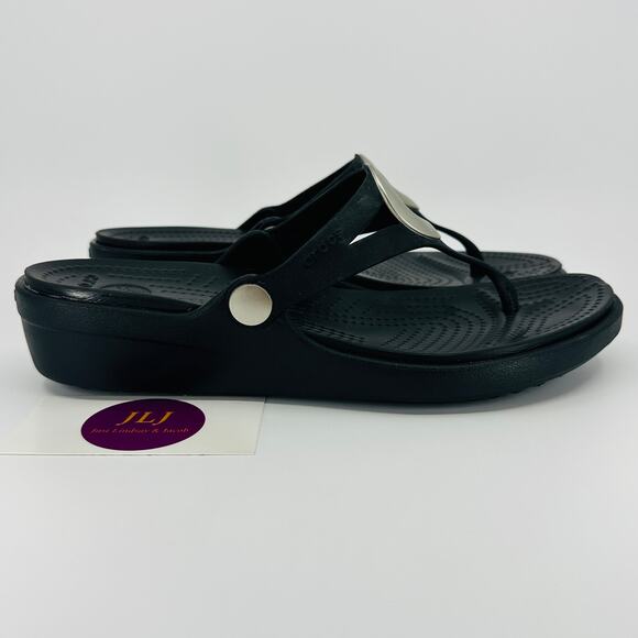 Crocs Women's Sanrah Ring Embellished Wedge Flip Flop Thong Sandals Black Size 8 - Picture 1 of 11